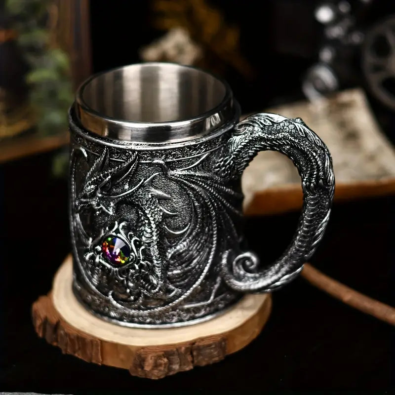 A stainless steel beer cup with a dragon statue, a 3D Western winged dragon mug and coffee cup, Christmas gift, Halloween tabletop decoration, cute dragon decoration bar water cup