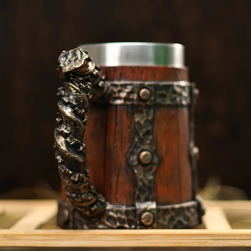 Vintage 600ml Large Capacity Barrel Stainless Steel Coffee Mug, Handcrafted Wood-Like Finish with Striped Pattern, Insulated, Reusable Metal Beer Stein for Home Use, Ideal for Christmas, Halloween, Easter, Thanksgiving, Father's Day Gifts