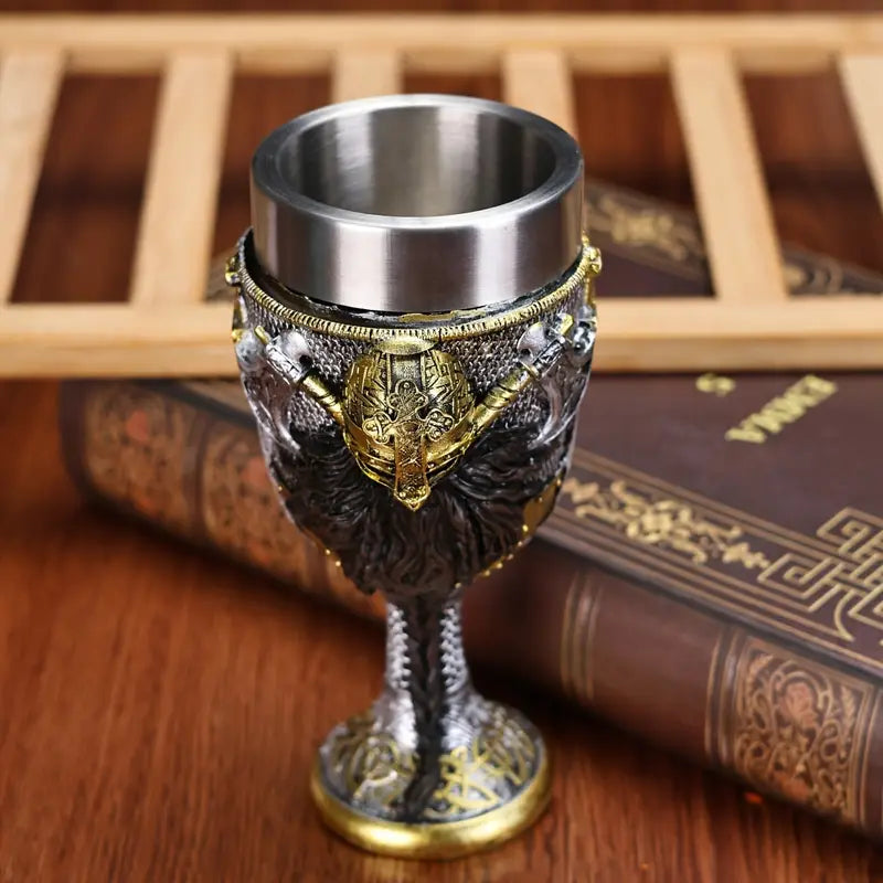 A Nordic Viking Warrior Wine Glass, 3D Viking Pirate Stainless Steel Red Wine Glass, Bar Cocktail Glass, High-Value Viking Desktop Decorative Wine Glass, Christmas Gift